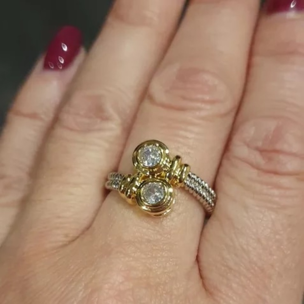Twisted Silver & Gold Crystal Ring - Picture 6 of 6